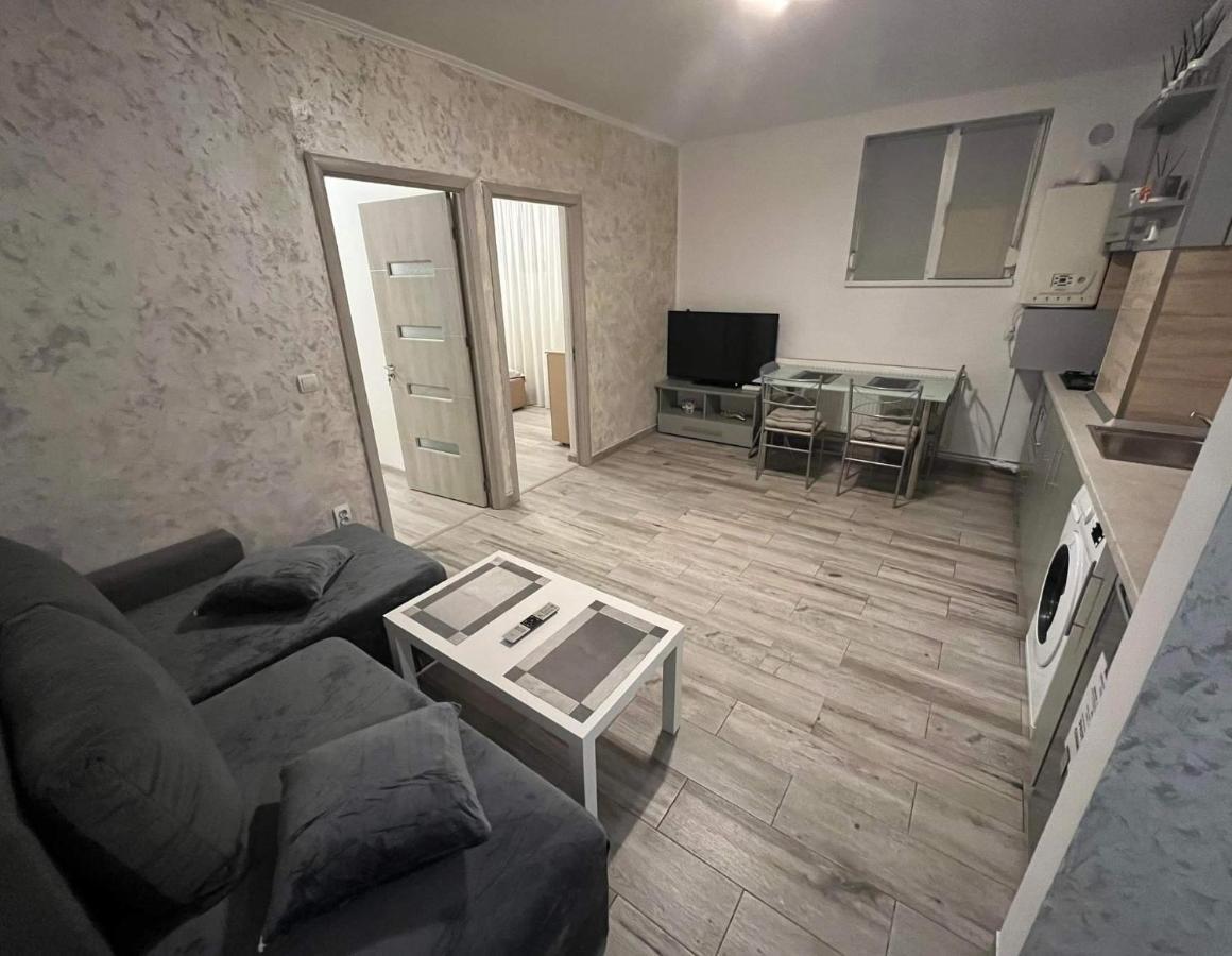 Modern & Elegant Apartament Craiova Luaran gambar