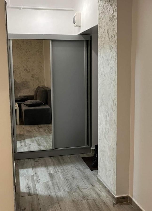 Modern & Elegant Apartament Craiova Luaran gambar