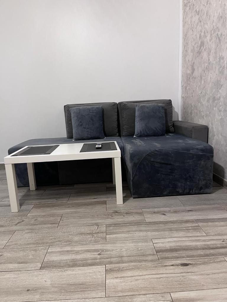 Modern & Elegant Apartament Craiova Luaran gambar